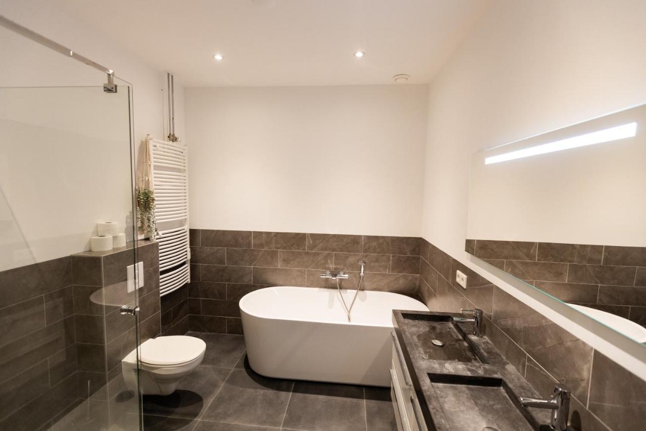 Luxury 100 M2 Appartment In City Centre Of Breda Exterior foto